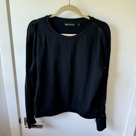 Athleta Snappy Sweatshirt Long Sleeve Crewneck Pullover, Size M Black Snap - Picture 6 of 6